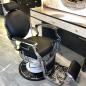 Preview: Großhandel B2B Vintage Friseursalon Barber Shop Friseurstuhl schwenkbar Frisierstuhl Silber